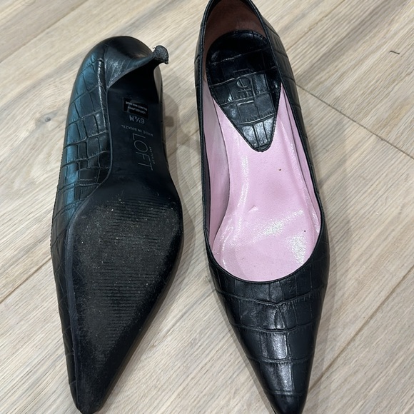 Shoes - Picture 2 of 2